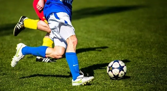 Fodboldbaner og belysning – Hvordan påvirker det spillet?